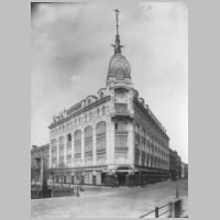 Saint Petersburg, Building of S. Esders and K. Scheefhals Merchant House, Carl Oswald Bulla, Wikipedia.jpg